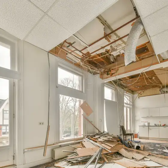 Ein Wohnraum während einer Sanierung